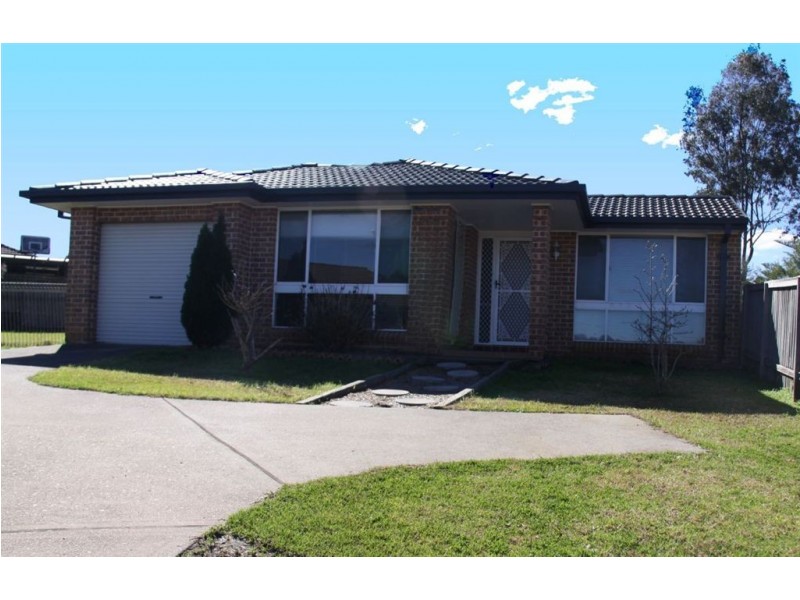 21 Alyan pl, St Helens Park NSW 2560