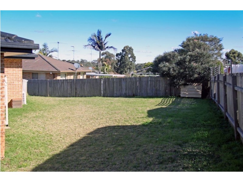 21 Alyan pl, St Helens Park NSW 2560