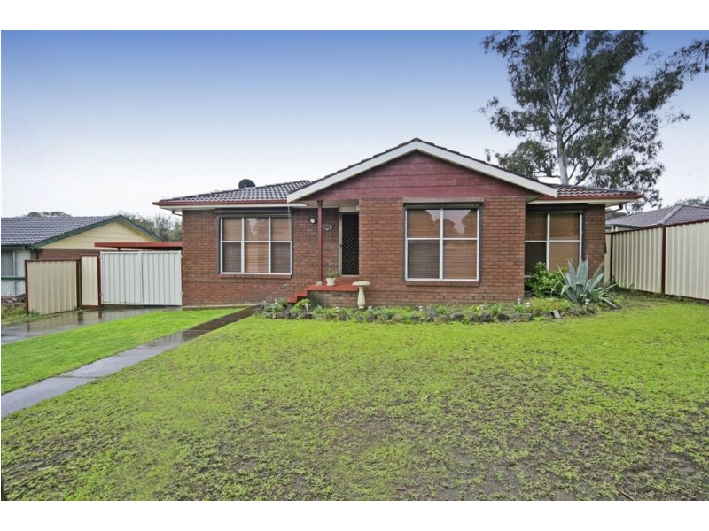 41 Dandenong Cres, Ruse NSW 2560