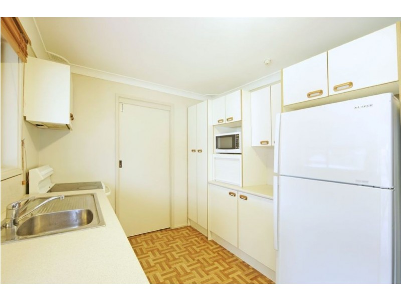 41 Dandenong Cres, Ruse NSW 2560
