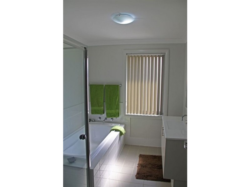 35 Kippax ave, Leumeah NSW 2560