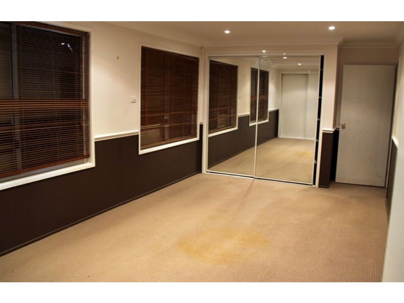 23 Jersey parade, Minto NSW 2566