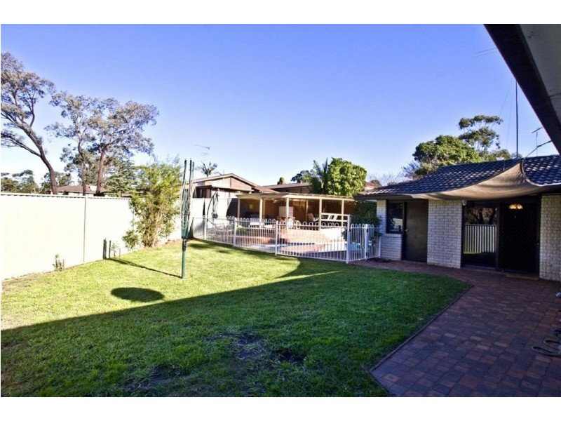276 St Johns rd, Bradbury NSW 2560