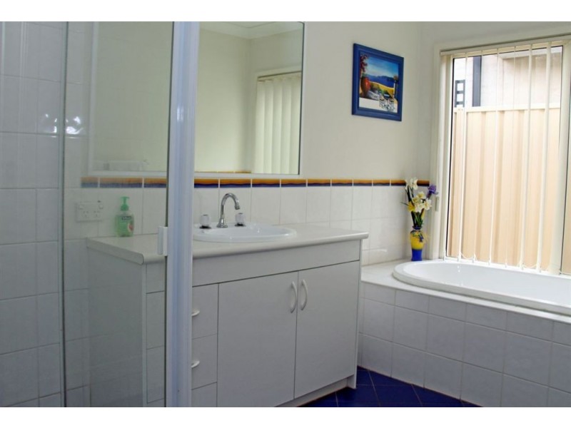 19 Mary Brown pl, Blair Athol NSW 2560