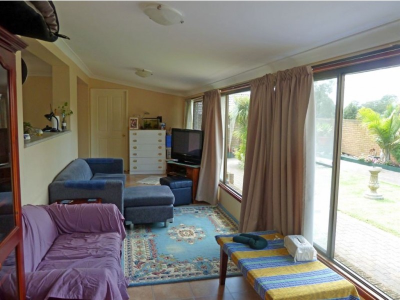 210 St Johns rd, Bradbury NSW 2560