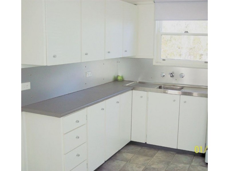 29 Donaldson st, Bradbury NSW 2560