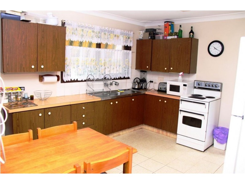 10 Cook Rd, Ruse NSW 2560