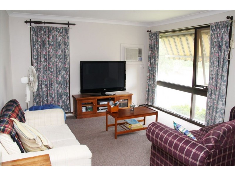 10 Cook Rd, Ruse NSW 2560