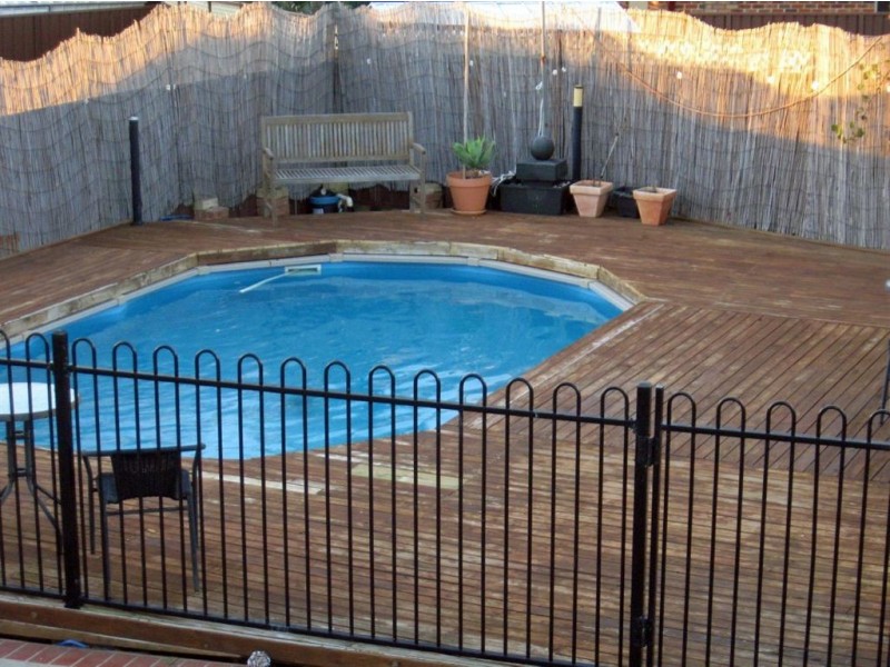 77 St Helens Park Drive, St Helens Park NSW 2560