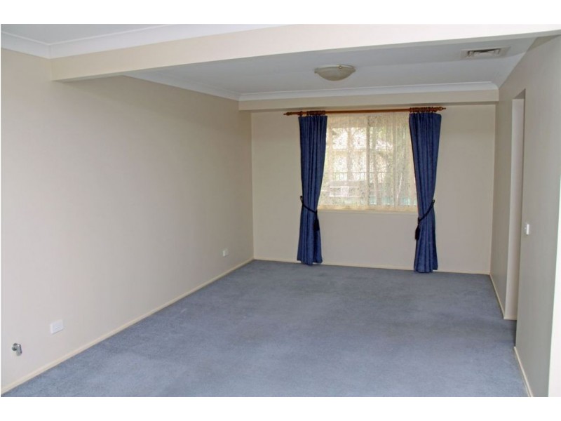 23 Chain-o-Ponds Cct, Mount Annan NSW 2567