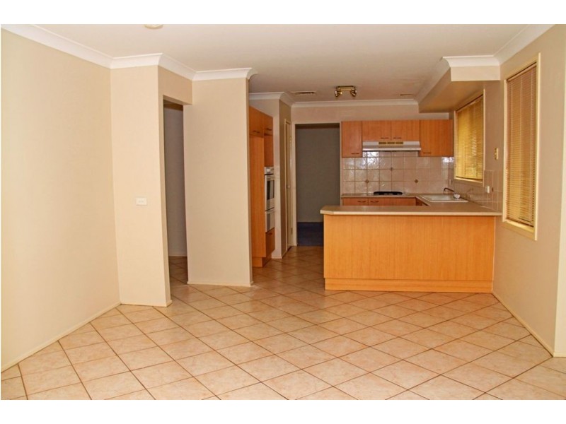 23 Chain-o-Ponds Cct, Mount Annan NSW 2567