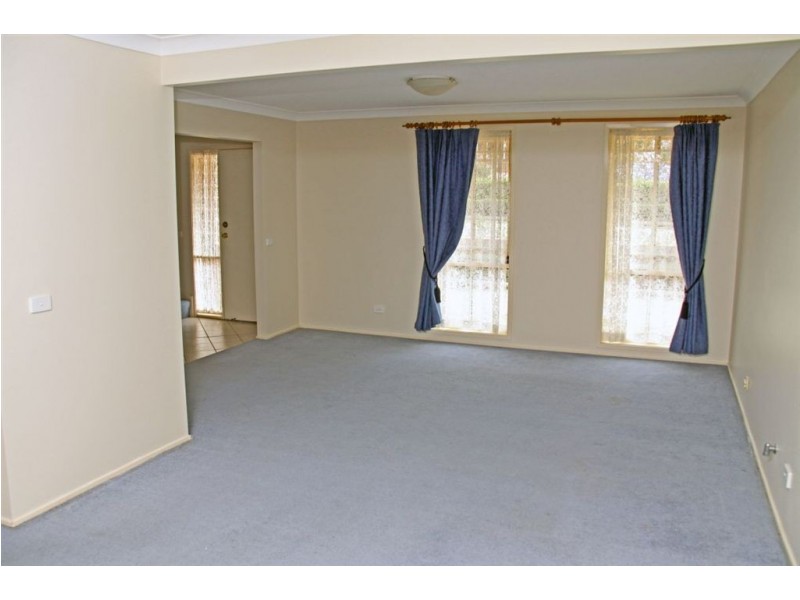 23 Chain-o-Ponds Cct, Mount Annan NSW 2567