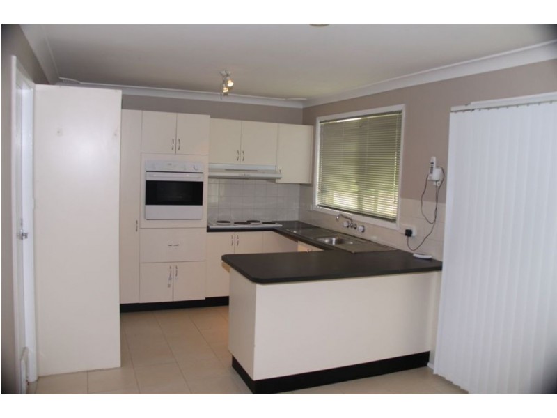 3 Philo Close,, Rosemeadow NSW 2560