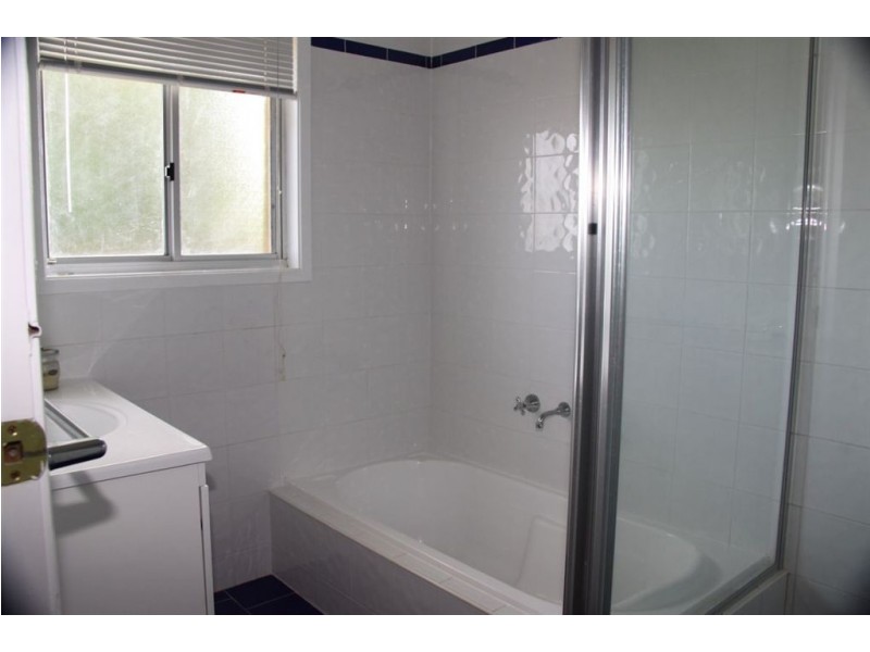 3 Philo Close,, Rosemeadow NSW 2560