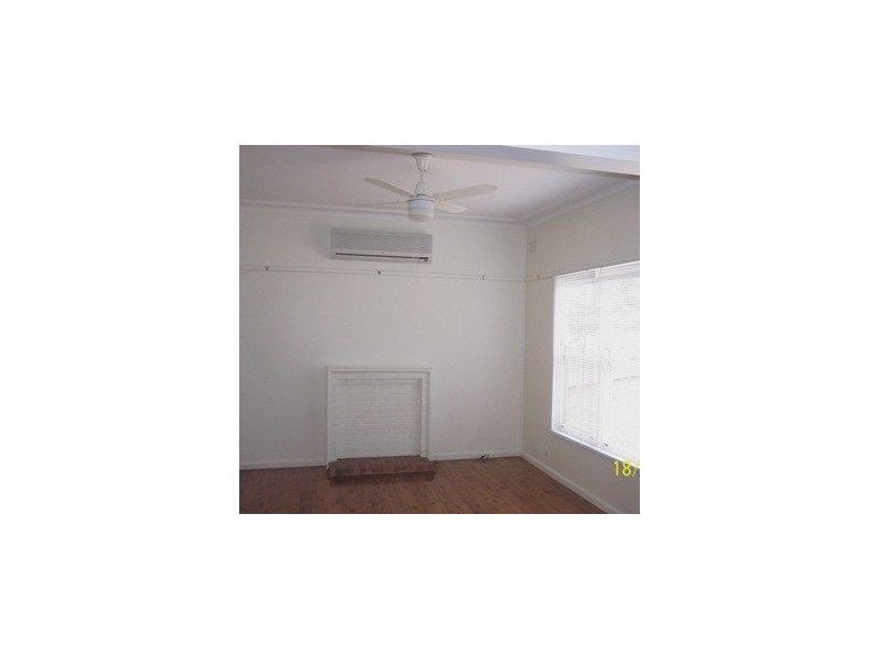 29 Donaldson St, Bradbury NSW 2560