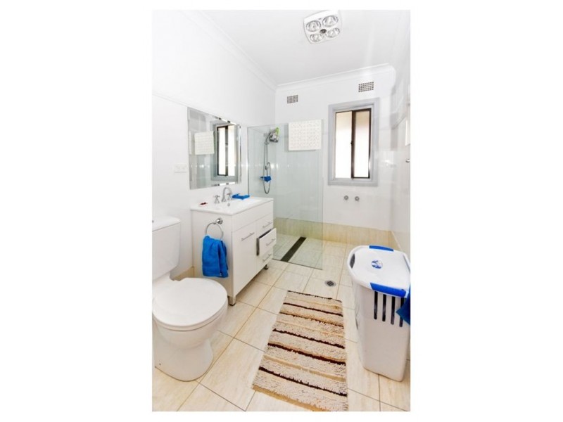 22 Dan Street,, Campbelltown NSW 2560