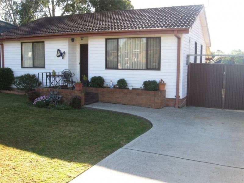 17 Magee Street,, Ashcroft NSW 2168