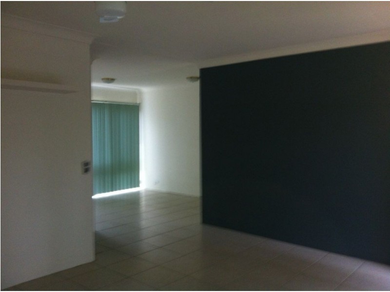 13/1 Throsby Way, Ambarvale NSW 2560