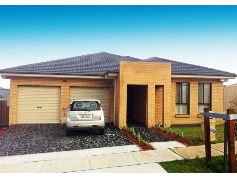 25 Montazah Place, Spring Farm NSW 2570