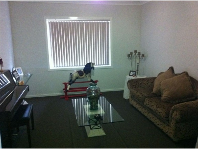 25 Montazah Place, Spring Farm NSW 2570