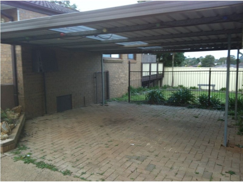 43 Othello Ave, Rosemeadow NSW 2560