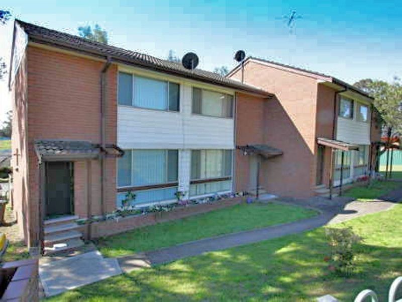 27/18 Westmoreland Road, Minto NSW 2566