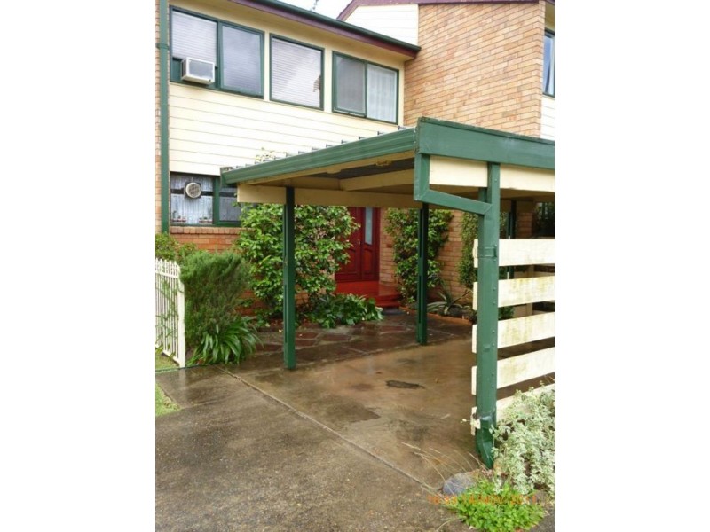 4/15 Stringybark Place, Bradbury NSW 2560