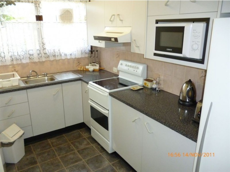 4/15 Stringybark Place, Bradbury NSW 2560