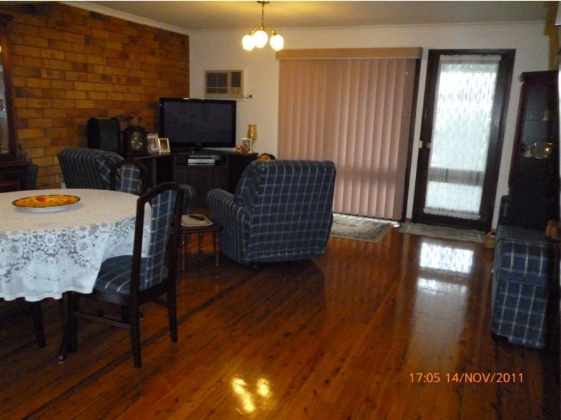 4/15 Stringybark Place, Bradbury NSW 2560
