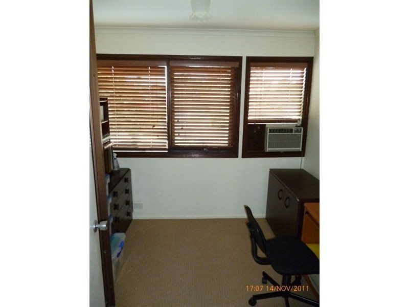 4/15 Stringybark Place, Bradbury NSW 2560