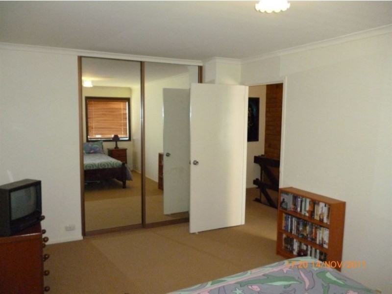 4/15 Stringybark Place, Bradbury NSW 2560