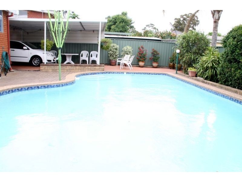 7 Manning Street, Campbelltown NSW 2560