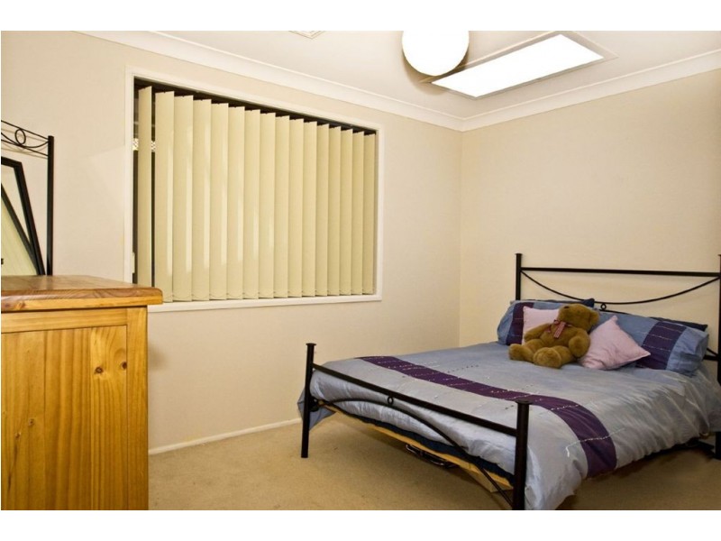 276 st johns rd, Bradbury NSW 2560
