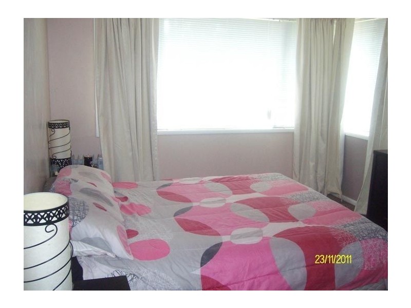 10 Lewis Street, Bradbury NSW 2560