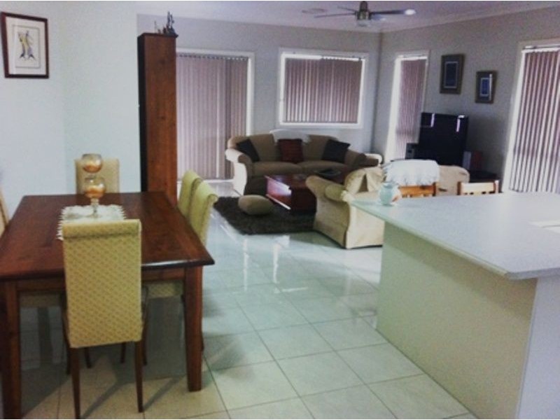 25 Montazah St, Spring Farm NSW 2570