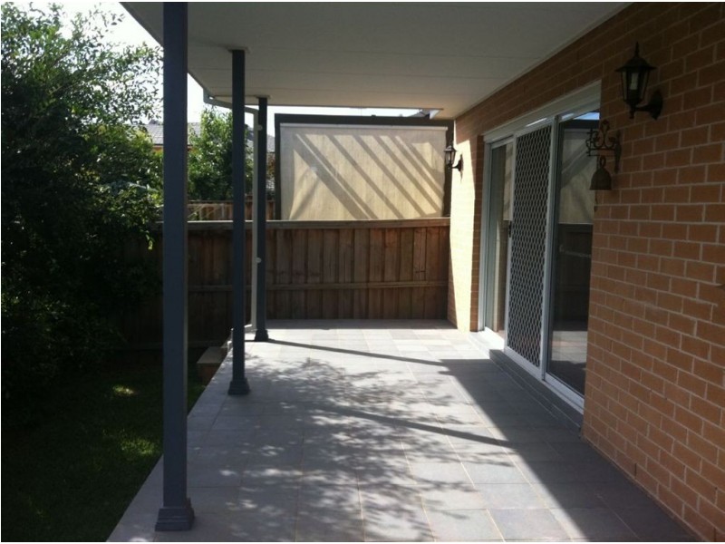 7 Carlton Road, Campbelltown NSW 2560