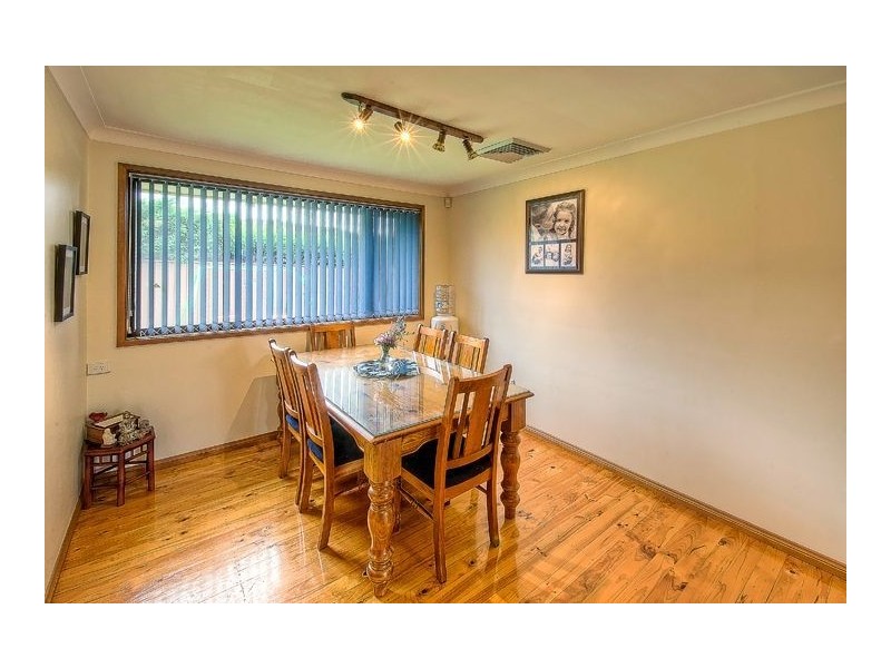 42 Cudgegong Rd, Ruse NSW 2560