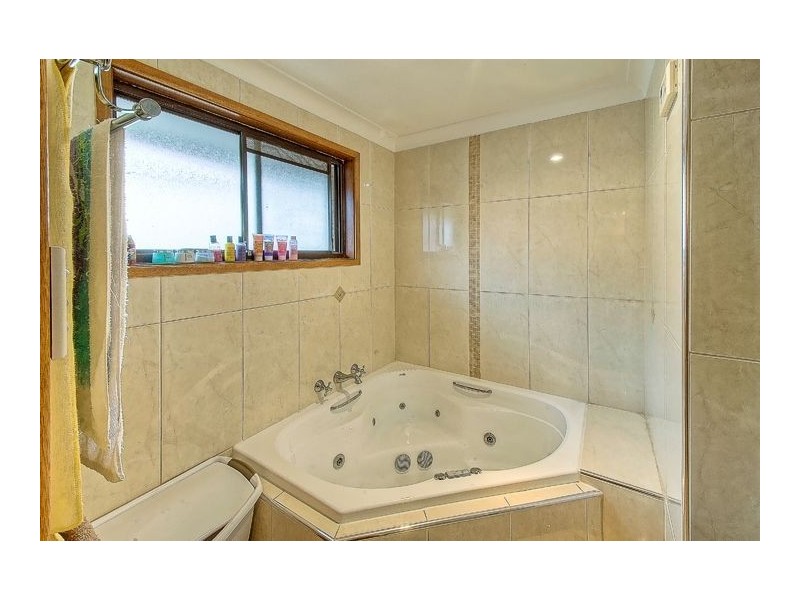 42 Cudgegong Rd, Ruse NSW 2560