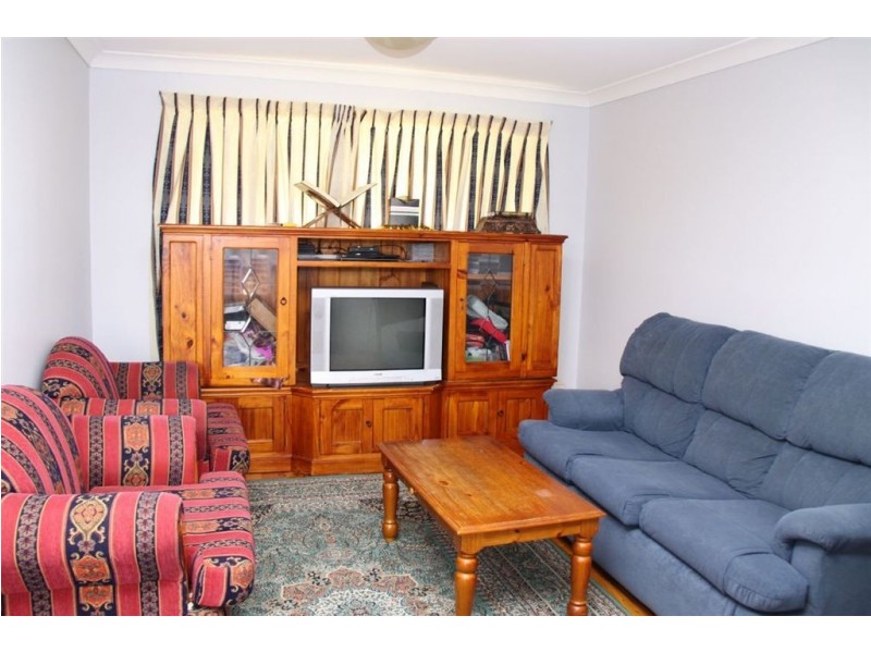 19 Turquoise Pl, Eagle Vale NSW 2558