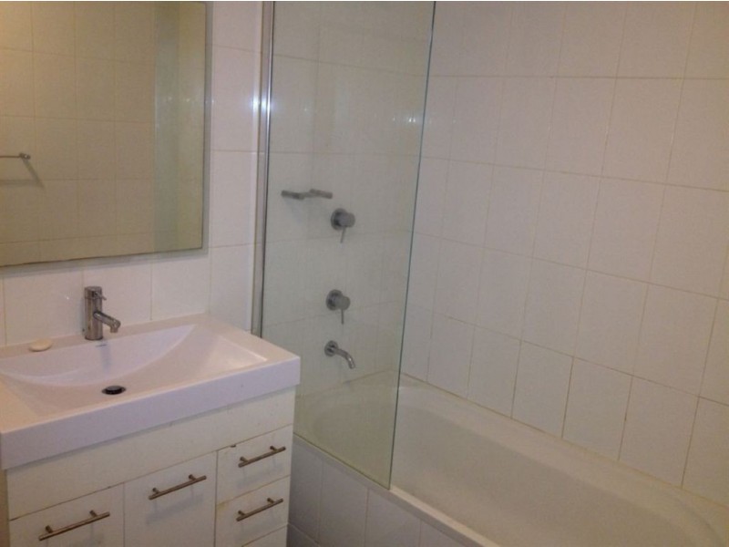 1D/541 Pembroke Rd, Leumeah NSW 2560