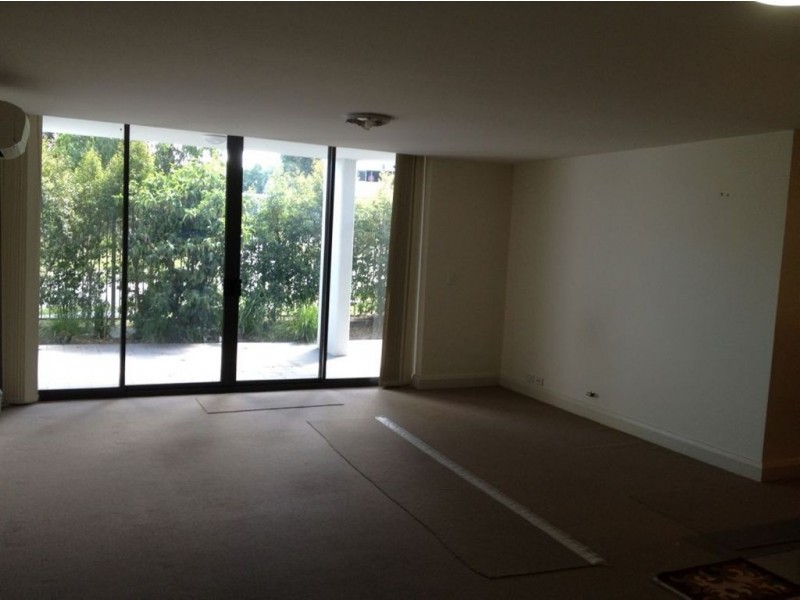 1D/541 Pembroke Rd, Leumeah NSW 2560