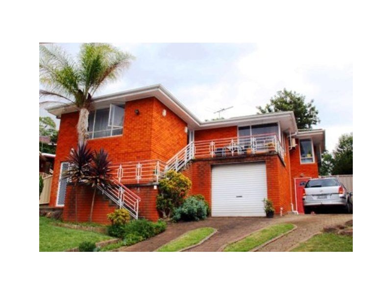 9 Reiby Place, Bradbury NSW 2560