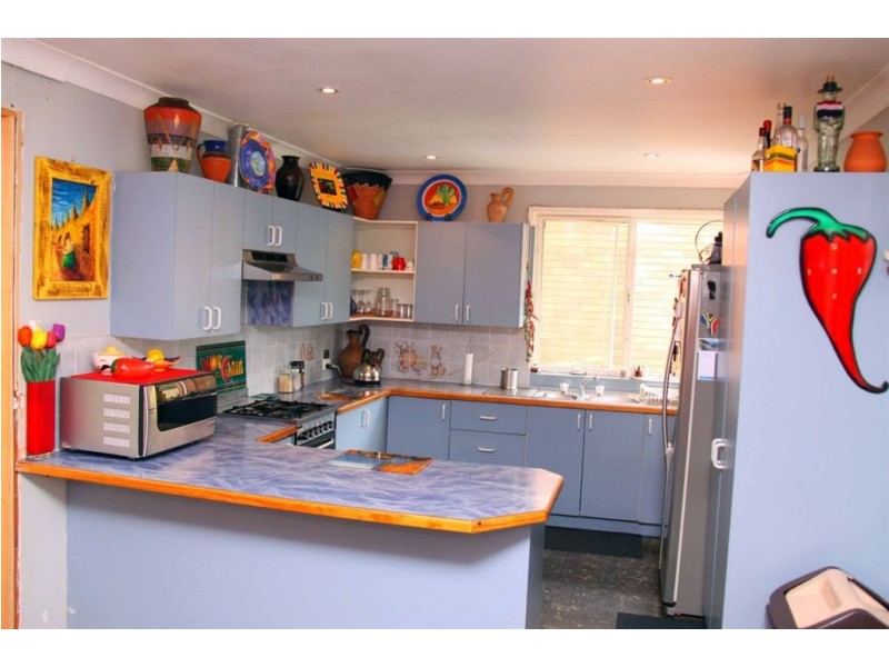 9 Reiby Place, Bradbury NSW 2560