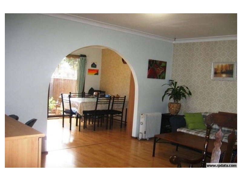 2/1a Barcoo Ave, Leumeah NSW 2560