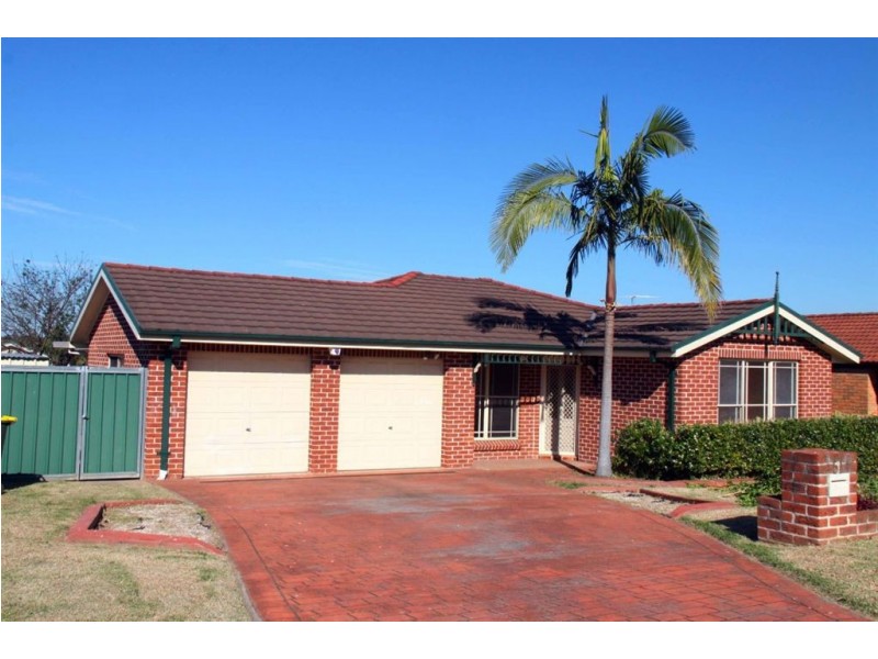 51 Cornelian Ave, Eagle Vale NSW 2558