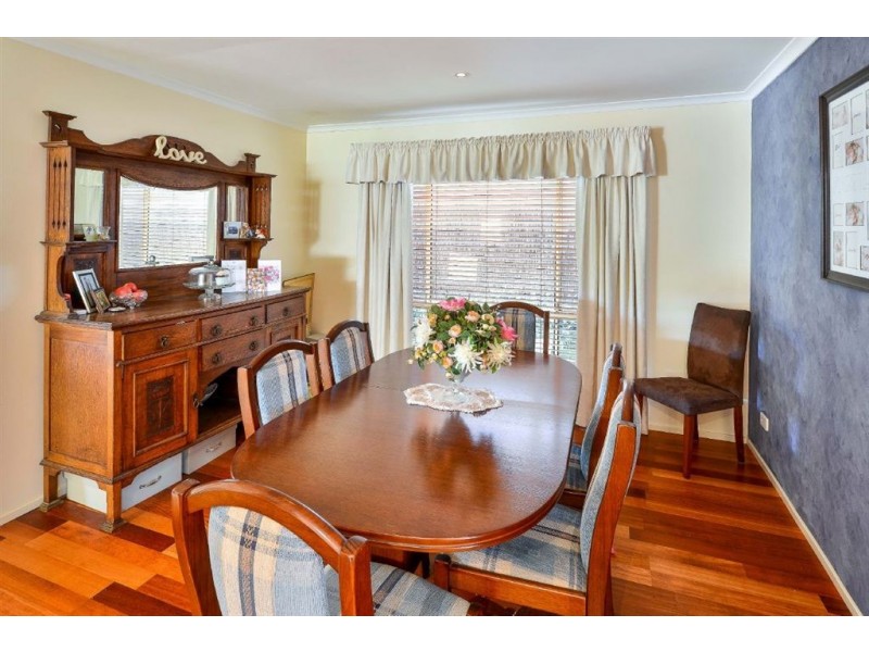 63 Welling Dr, Narellan Vale NSW 2567