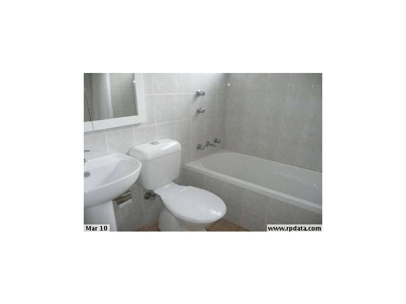 10 Timberlea Close, Bradbury NSW 2560