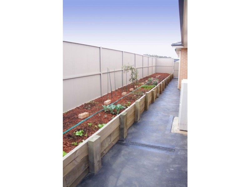 25 Montazah St, Spring Farm NSW 2570