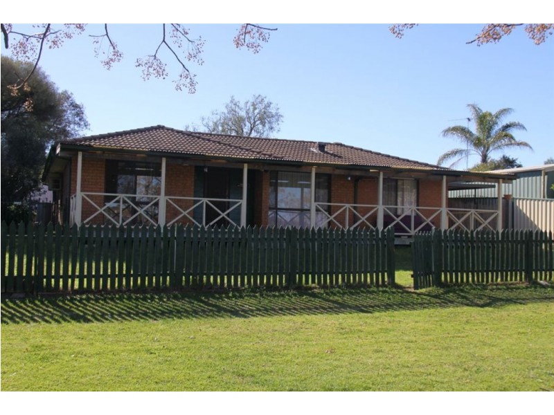 32 Thunderbolt Drive, Raby NSW 2566