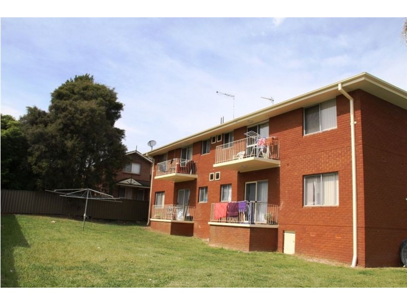 8 Condamine St, Campbelltown NSW 2560